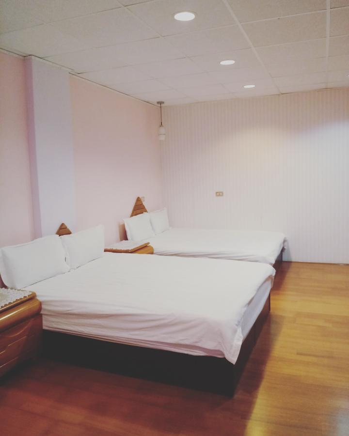 Pu Shi Homestay Yuli Eksteriør billede