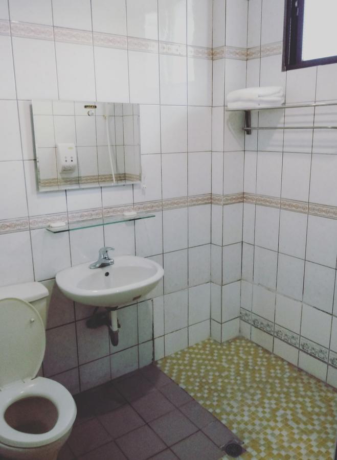 Pu Shi Homestay Yuli Eksteriør billede